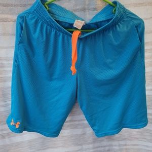 Boys UA shorts